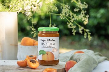 Obogatite svoje ljetne slastice Regina Adriatica ekstra džemovima: donosimo vam pet prijedloga koje morate isprobati Obogatite svoje ljetne slastice Regina Adriatica ekstra džemovima: donosimo vam pet prijedloga koje morate isprobati