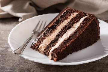 Vrućim nožem do savršenih komada torte: tajna lijepog rezanja torte