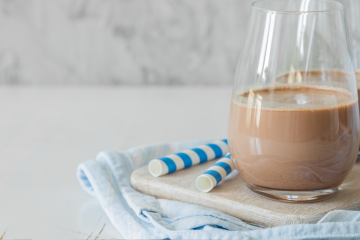 Zbog utjecaja na zdravlje djece: predlaže se zabrana konzumacije čokoladnog mlijeka