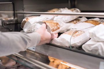 Iz poznatog lanca pekarnica povlači više vrsta kruhova: evo i koji je razlog Iz poznatog lanca pekarnica povlači više vrsta kruhova: evo i koji je razlog